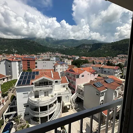 Jovanaa Apartment Budva