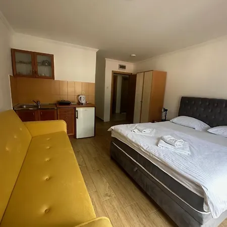 Jovanaa Apartment Budva